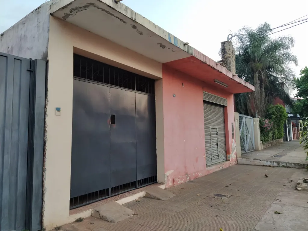 VENDO PROPIEDAD SOBRE AVENIDA EN SAN LORENZO — foto 2