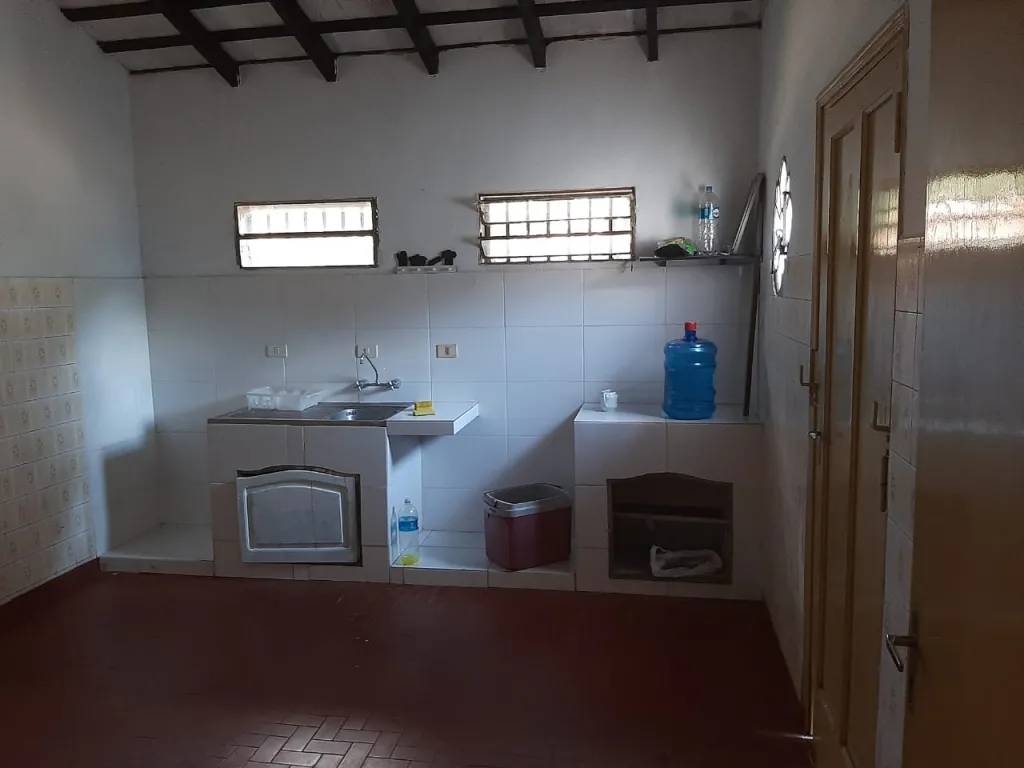 ALQUILO CASA EN BARRIO SAN PABLO DE 4 DORMITORIOS — foto 3