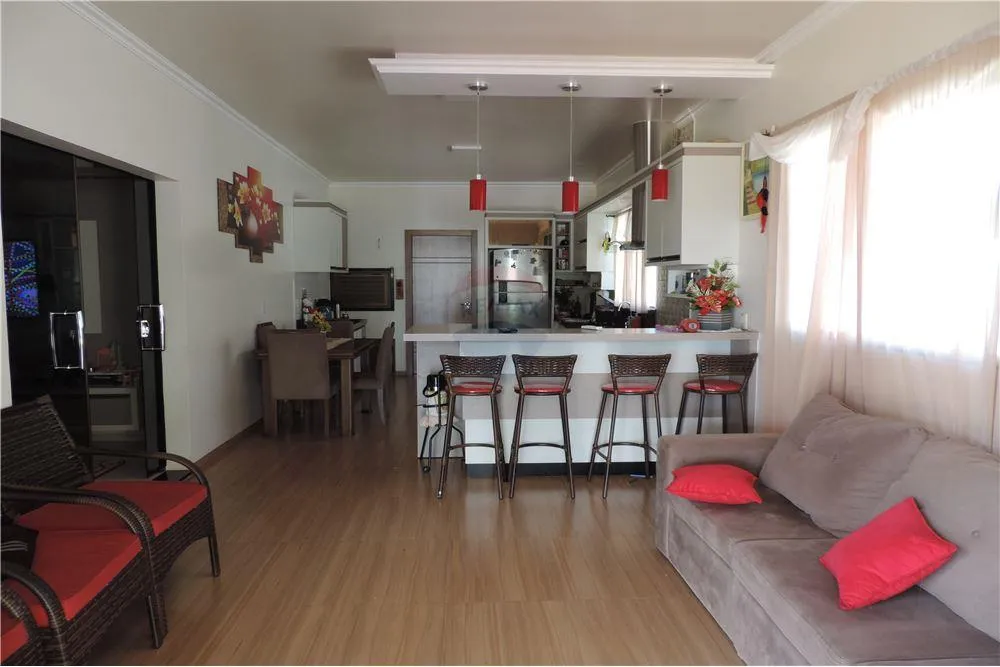 HERMOSA RESIDENCIA TOTALMENTE AMOBLADA 180,000 USD — foto 2
