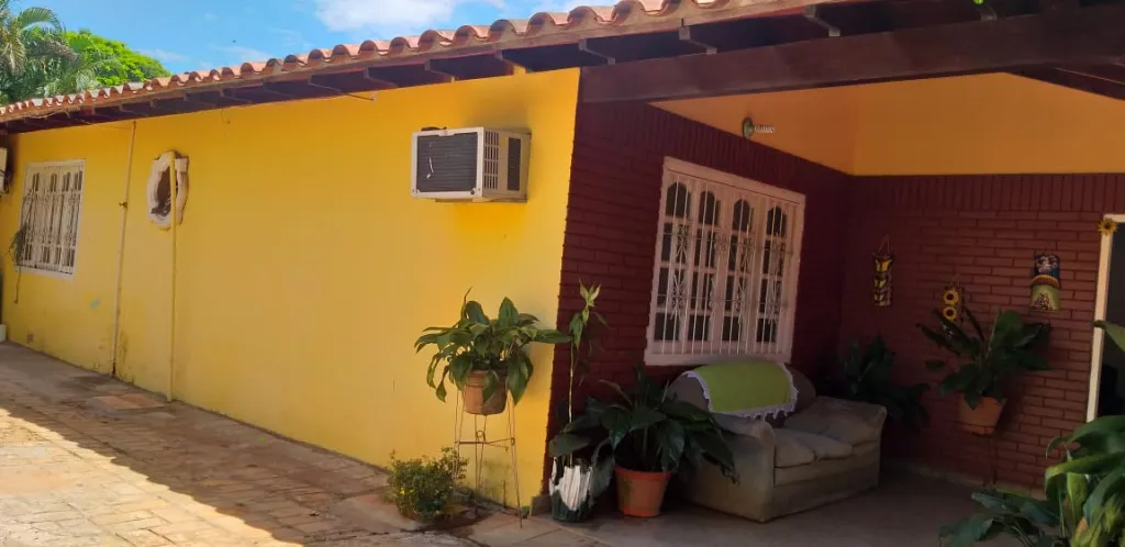 VENDO CASA EN CAPIATA (BARRIO CERRITO) — foto 2