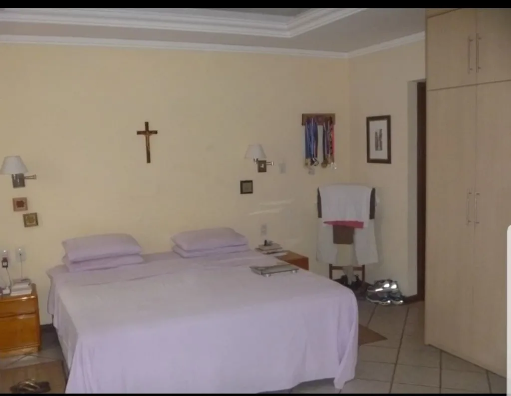 VENDO CASA EN ESQUINA EN BARRIO SAN JORGE - ASUNCION — foto 3