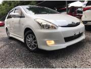 VENDO TOYOTA WISH - REC IMPORT - FULL EQUIPO - MODELO 2007 - OFRECE ANTAR AUTOMOTORES !