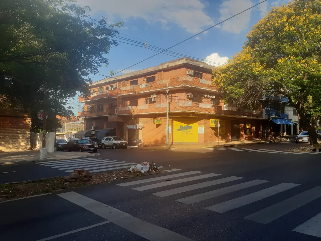 Alquilo amplio departamento en el Centro de Asuncion — foto 2