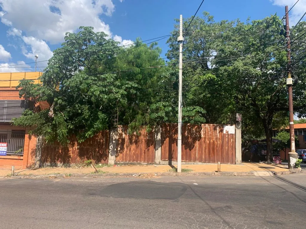 Oportunidad de terreno en esquina — foto 2
