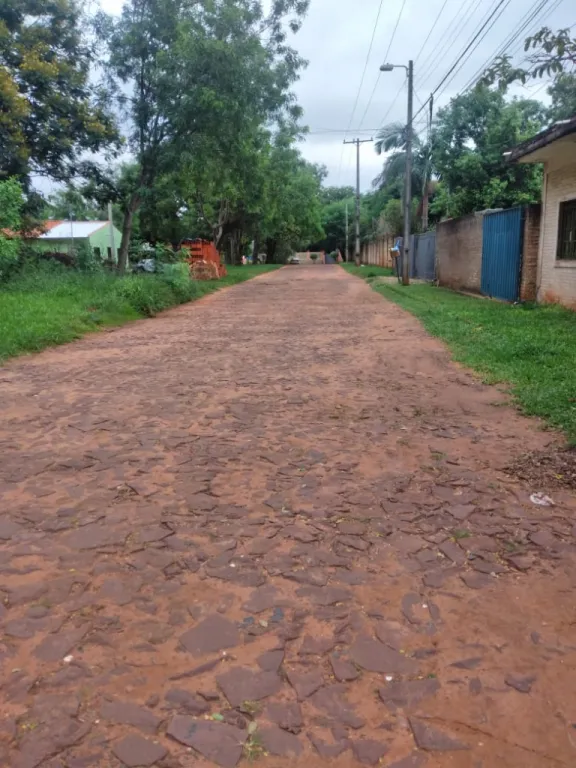 CASA EN LUQUE. REMATO PAGO CONTADO! 240 LIBRE — foto 2