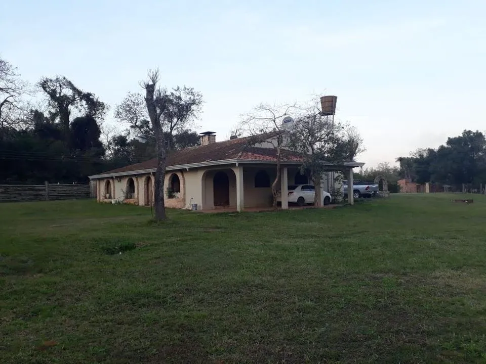 VENDO CASA QUINTA EN LUQUE COD 3443 — foto 3