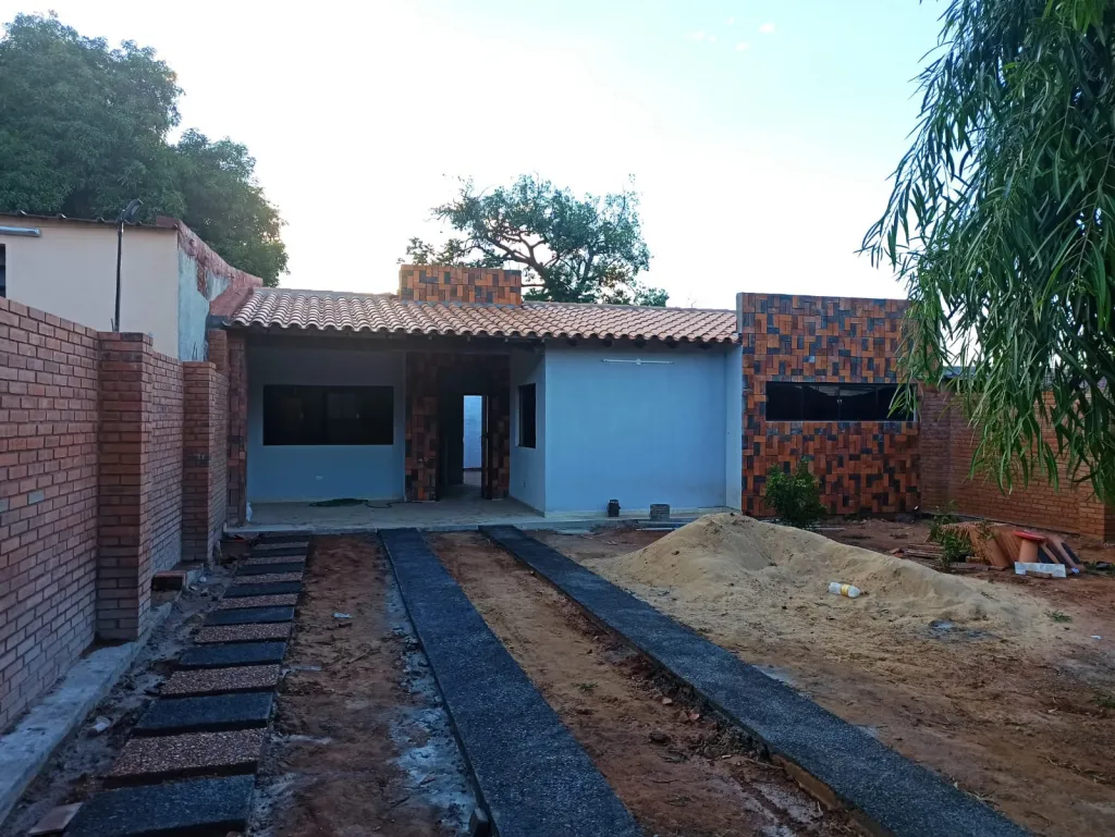 VIVIENDA A ESTRENAR EN CENTRO DE ÑEMBY - BARRIO SALINAS — foto 3