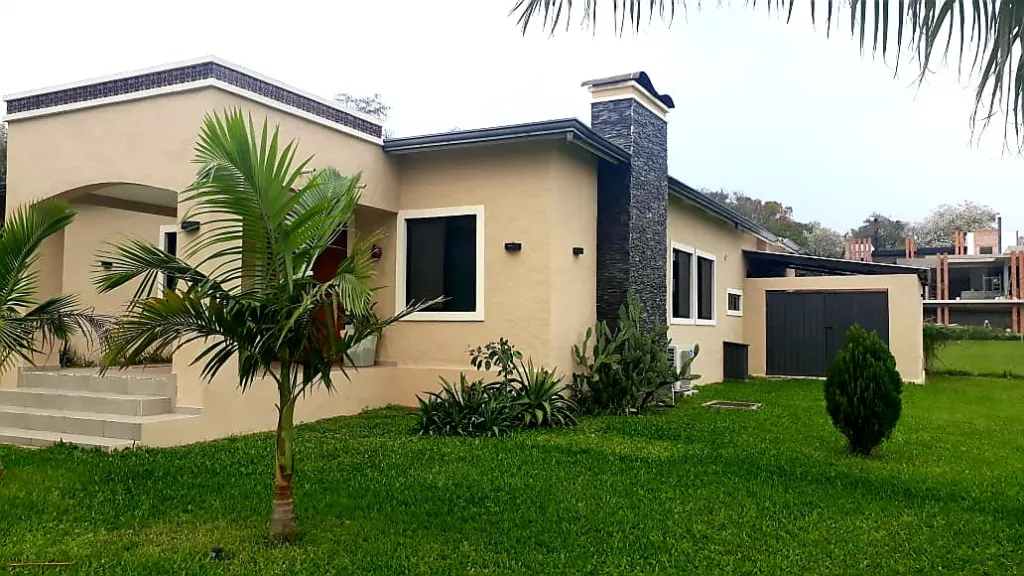 Vendo Casa semi Nueva en el Condominio Cerrado de San Bernardino — foto 2