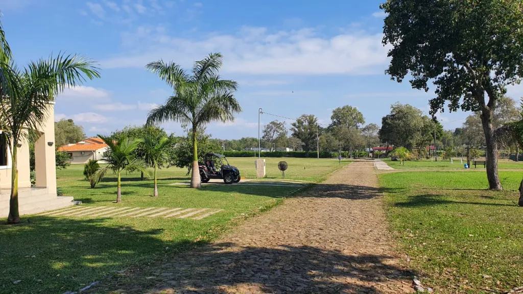 Vendo Casa semi Nueva en el Condominio Cerrado de San Bernardino — foto 3