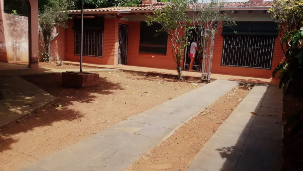 EN VENTA CASA EN ITAUGUA KM 28 — foto 2