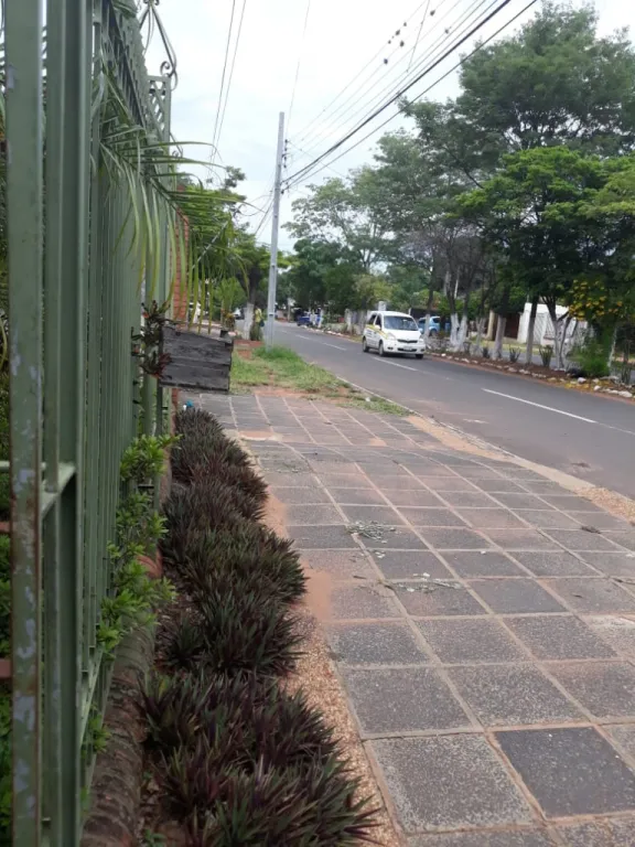 Vendo Casa en Ñemby excelente ubicación — foto 3