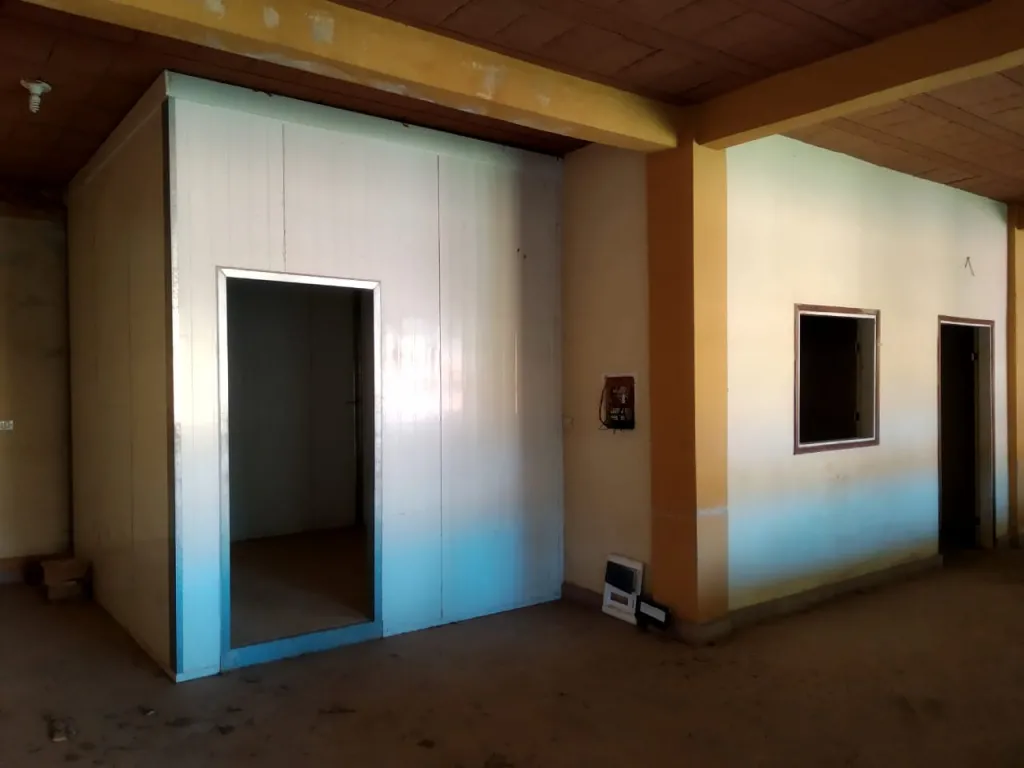 Deposito Tinglado Salon y espacio para oficinas — foto 2