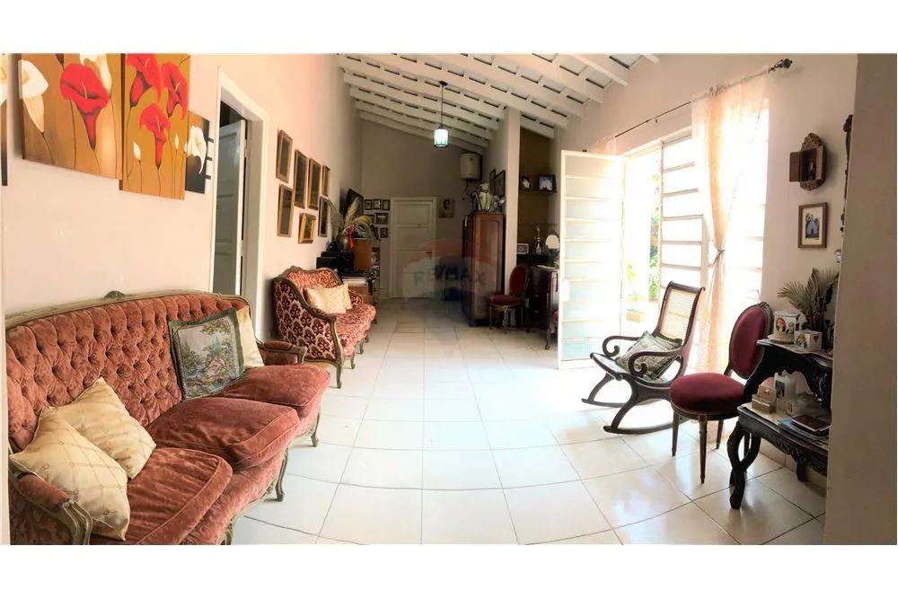 VENDO CASA EN BARRIO SAJONIA — foto 3