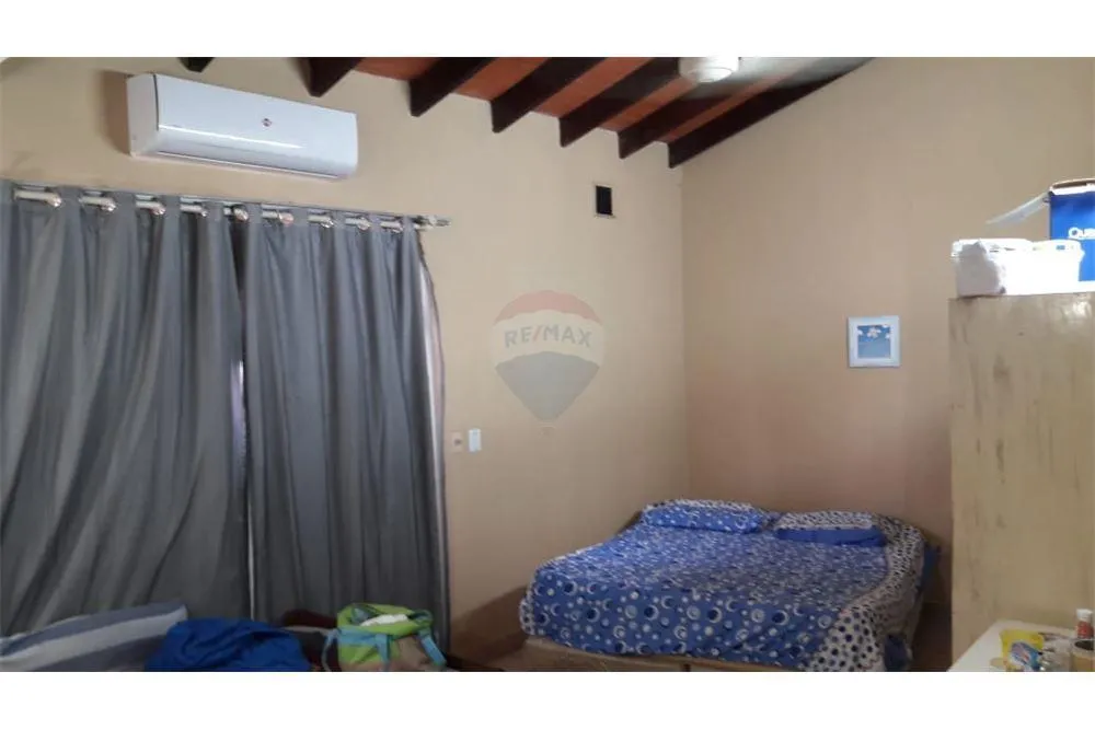 VENDO CASA EN SAJONIA SOBRE AVDA CARLOS A. LOPEZ — foto 3