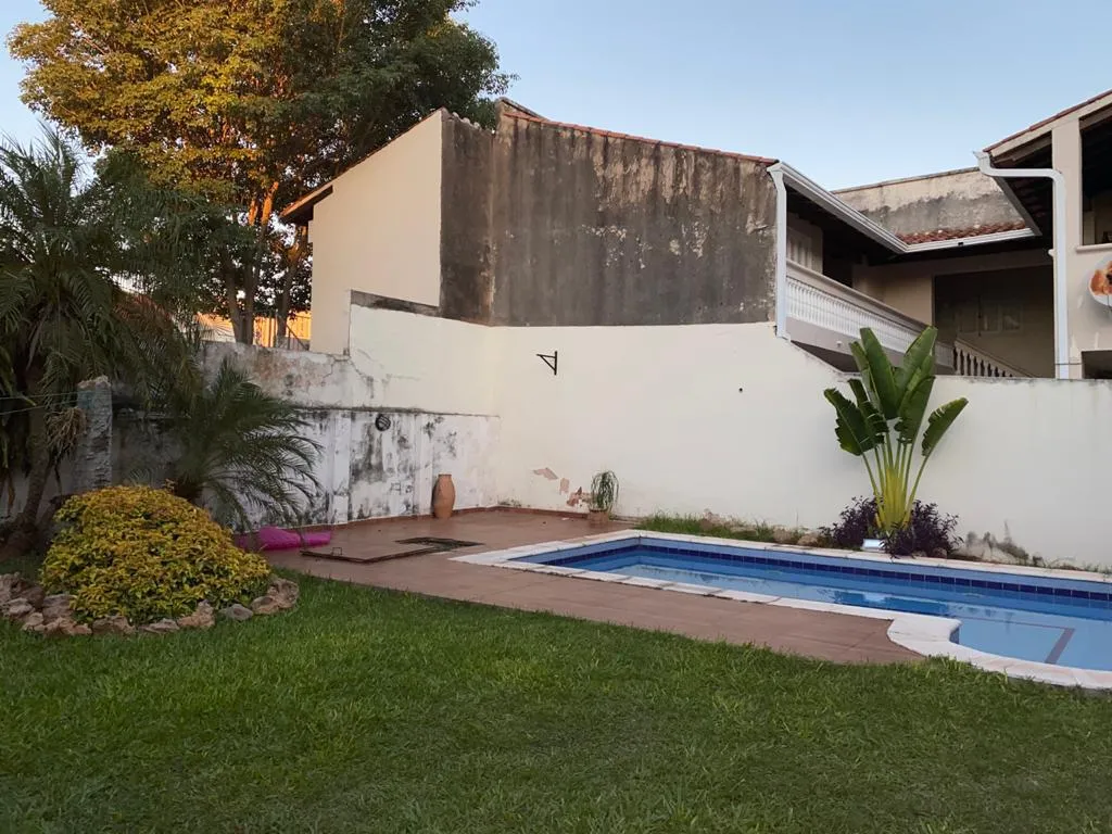 VENDO CASA EN BARRIO HERRERA — foto 2