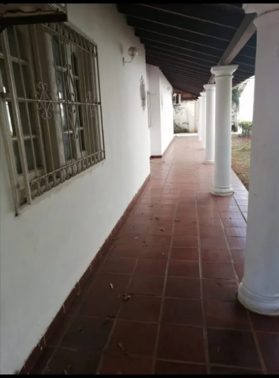 Vendo Amplia Propiedad en Los Laureles. COD LG — foto 2