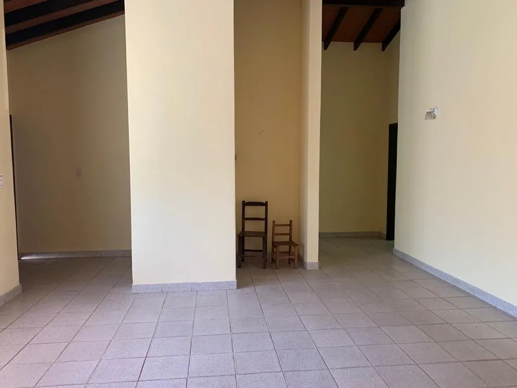 ALQUILO HERMOSA CASA EN EL BARRIO HERRERA — foto 3
