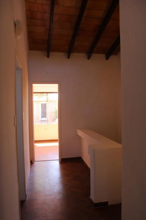 ALQUILO HERMOSO DUPLEX EN CARMELITAS — foto 3