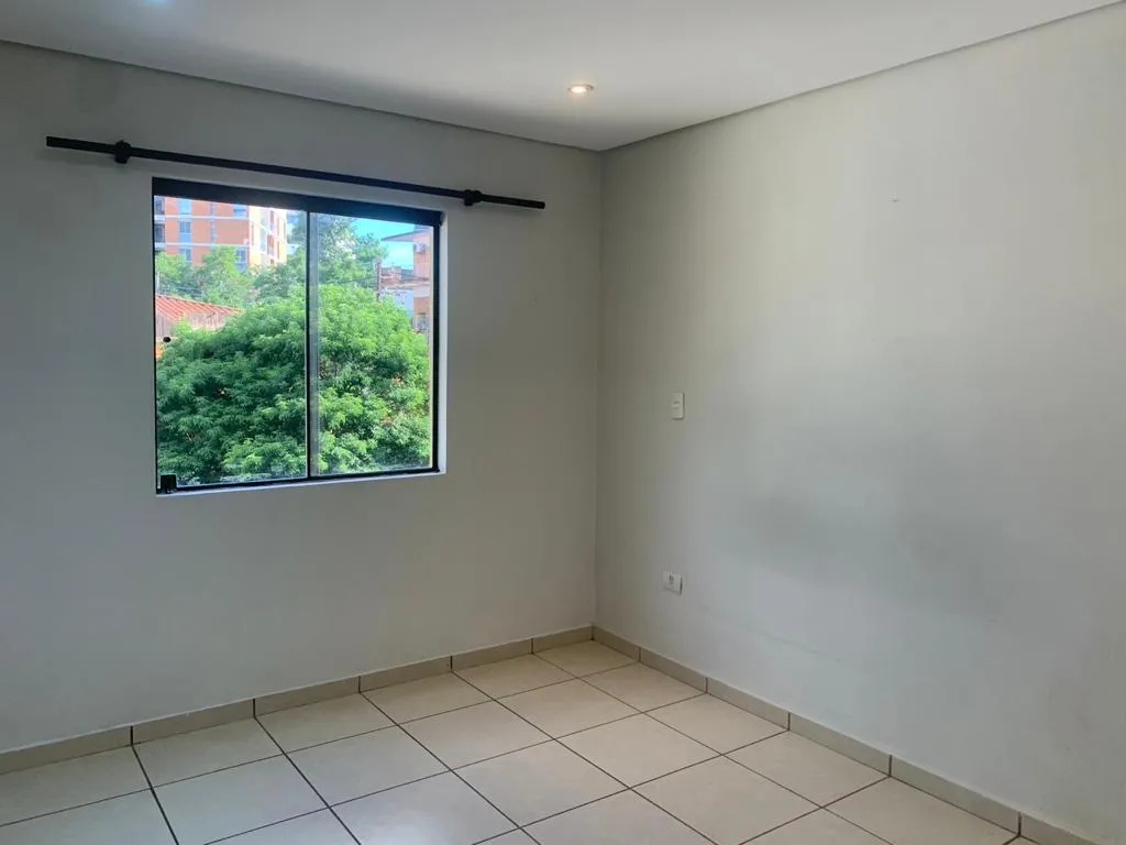 Departamento de 1 Habitacion en Barrio Las Mercedes — foto 2