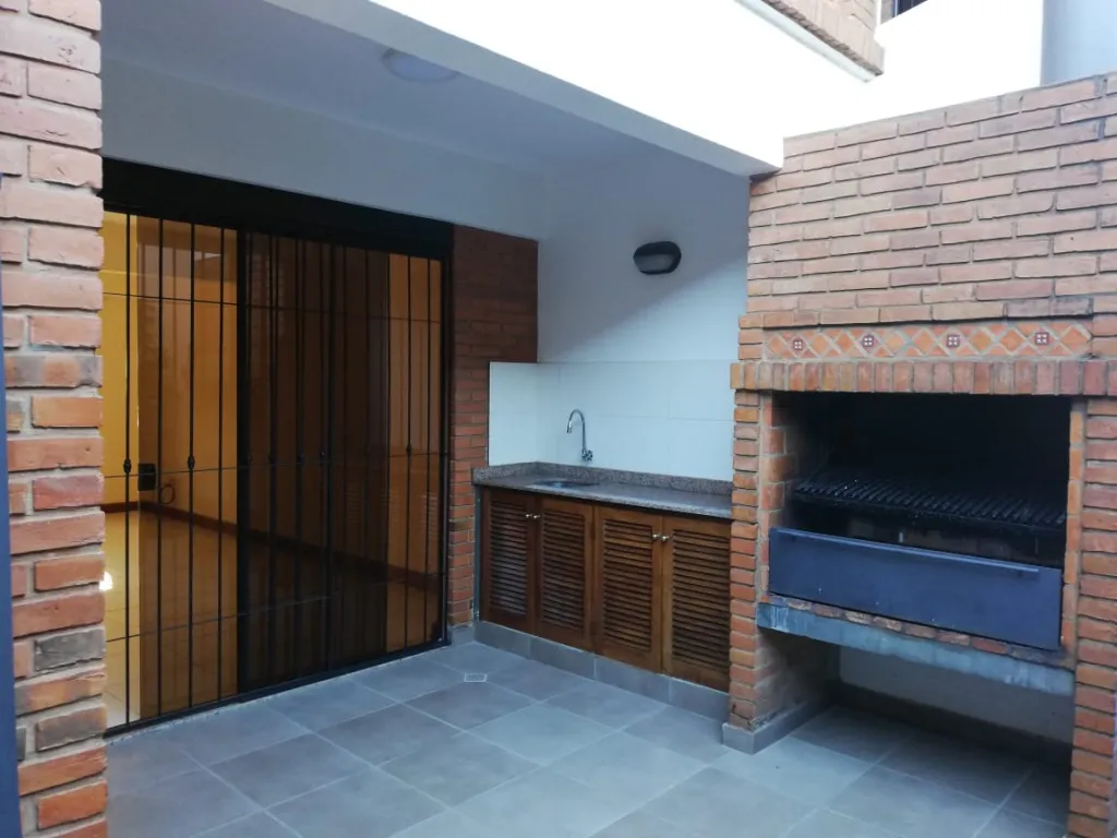 HERMOSO TRIPLEX, Z BARRIO HERRERA — foto 3