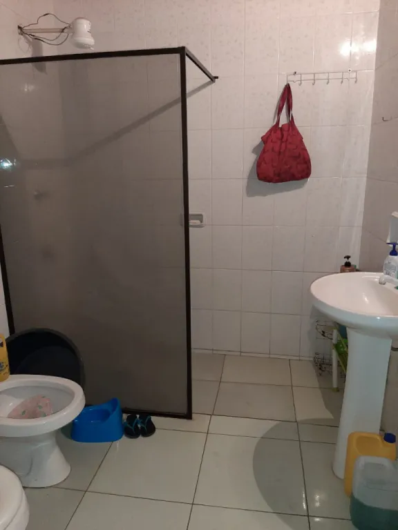 VENDO HERMOSA CASA EN SAN LORENZO(REDUCTO), CAMINO AL PEDIÁTRICO ACOSTA ÑÚ. — foto 3
