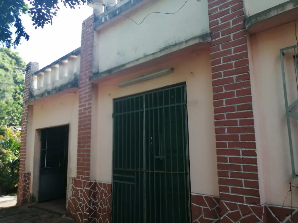 VENDO CASA EN ASUNCION BARRIO SAJONIA COD 3474 — foto 2