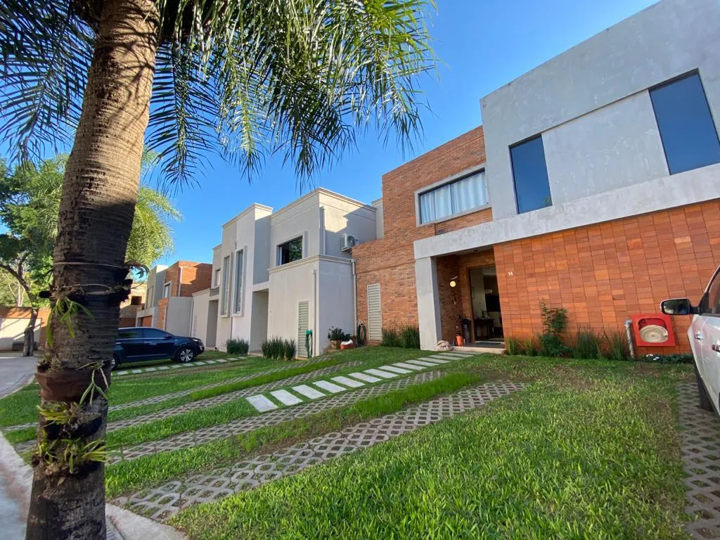 Moderno Duplex en Barrio Cerrado Monte Alto Luque — foto 2