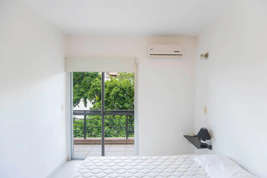 DEPARTAMENTO CON COCHERA LISTO PARA HABITAR — foto 3