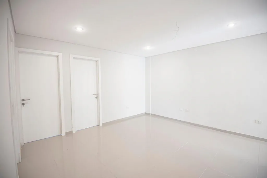 DUPLEX A ESTRENAR EN LAMBARE — foto 3