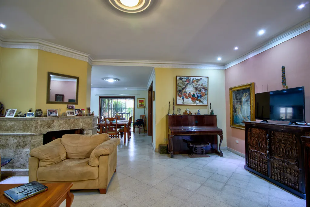Hermosa Residencia - Villa Aurelia — foto 3