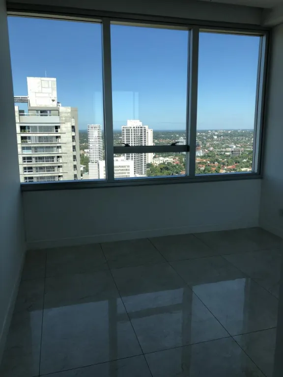 VENDO DEPARTAMENTO EMINENT piso 29 — foto 3