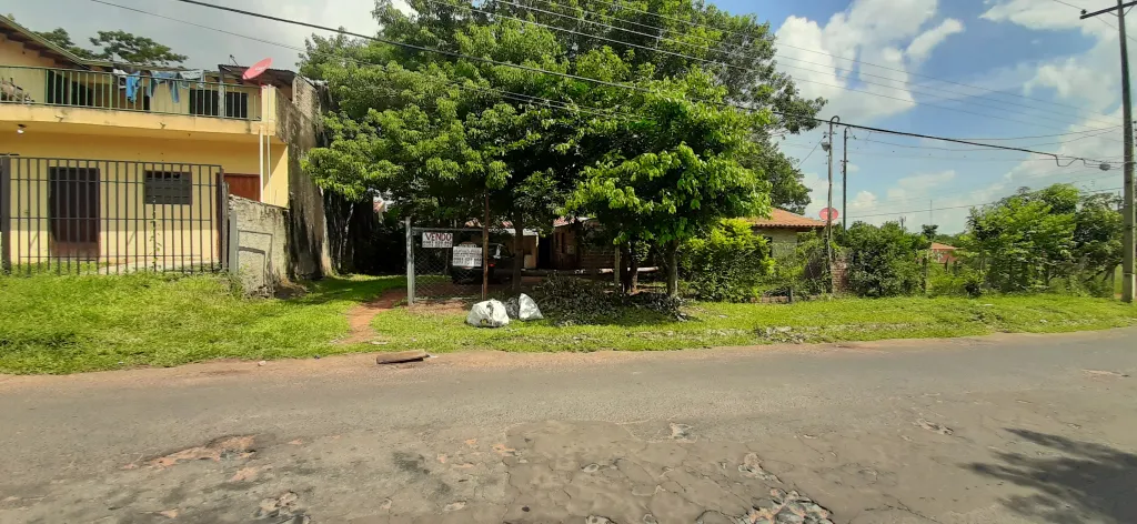 Terreno con piezas — foto 3