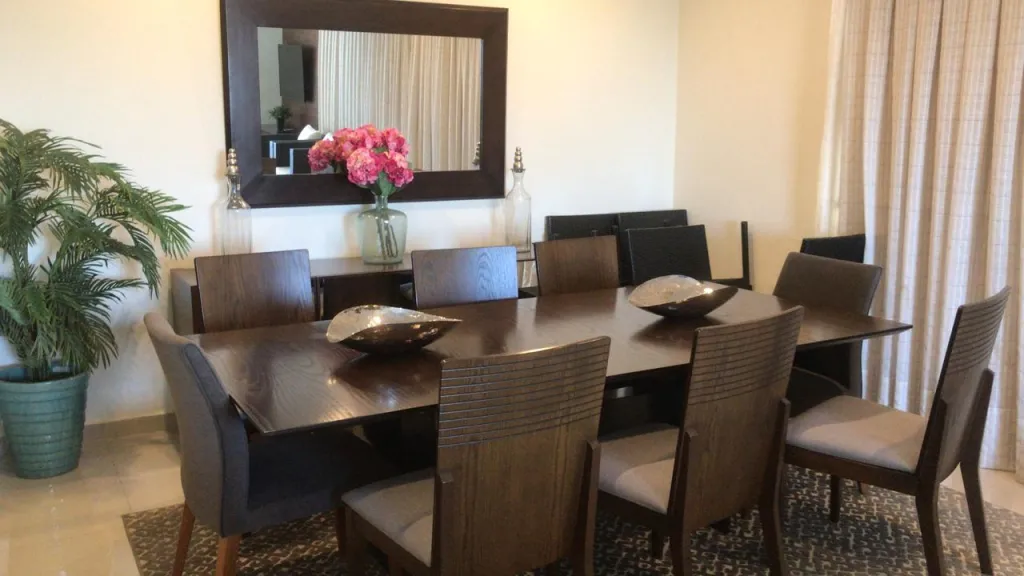 Departamento PREMIUM amoblado de tres Habitaciones en el corazón de Villa Morra — foto 2