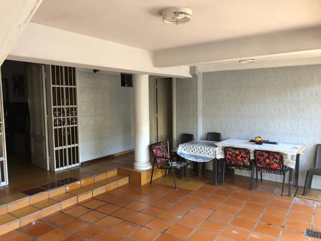 VENDO CASA EN BARRIO JARA — foto 3