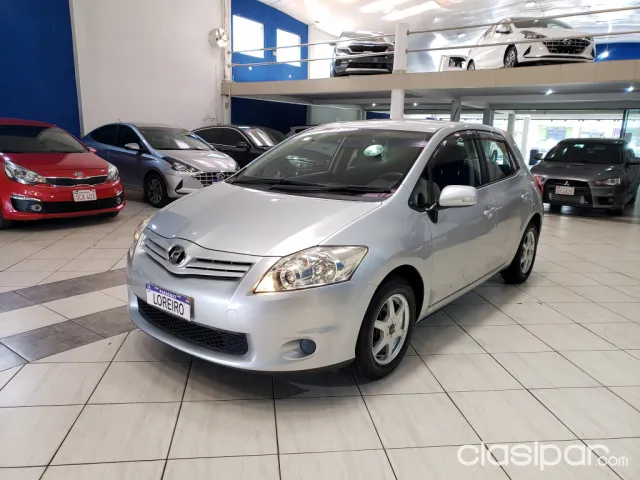 Toyota Auris 2010 - foto 2