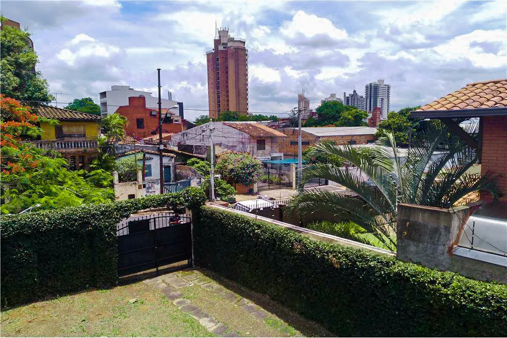 Vendo hermosa y amplia casa en Ciudad Nueva — foto 3