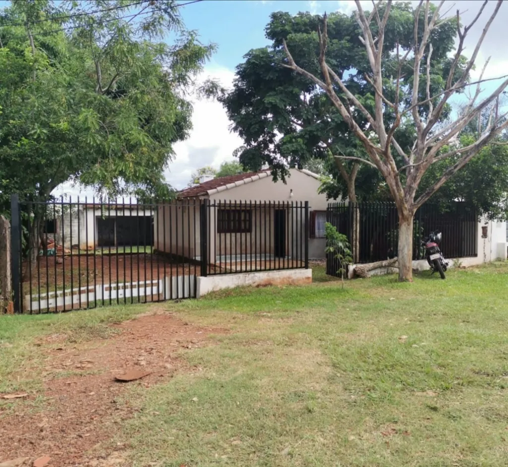 Vendo terreno con casa — foto 2