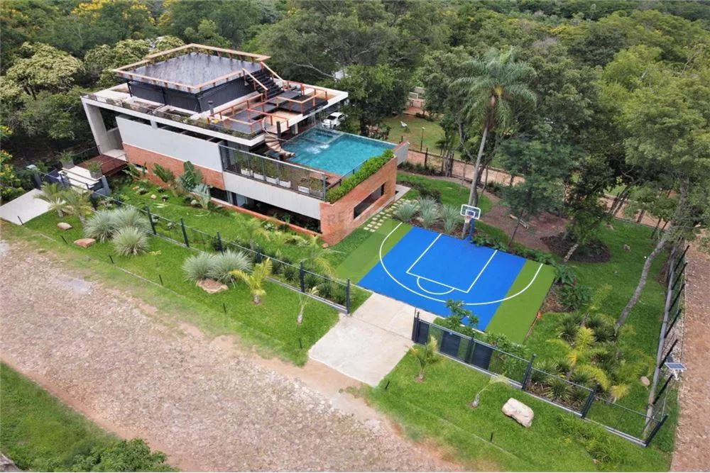 HERMOSA CASA EN LAS COLINAS CON VISTA AL LAGO — foto 3