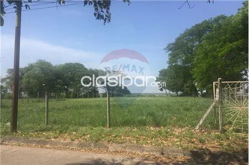 VENDO TERRENO SOBRE AVDA DEL YACHT. — foto 3