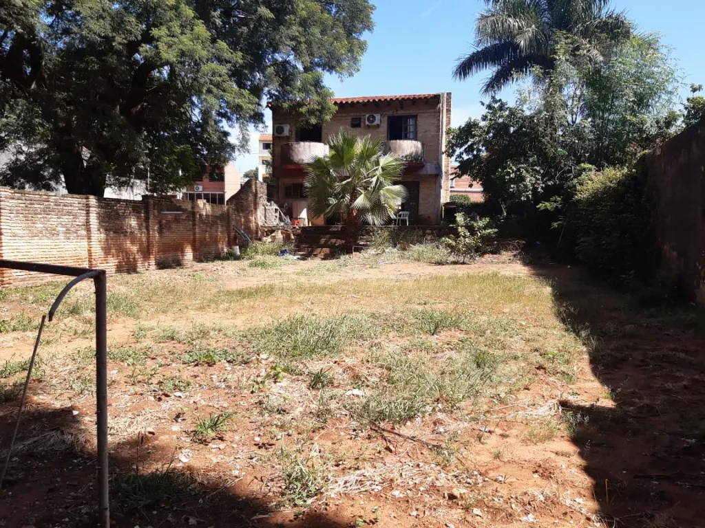 VENDO CASA A TERMINAR EN INMEJORABLE UBICACION!! 700M2 — foto 3