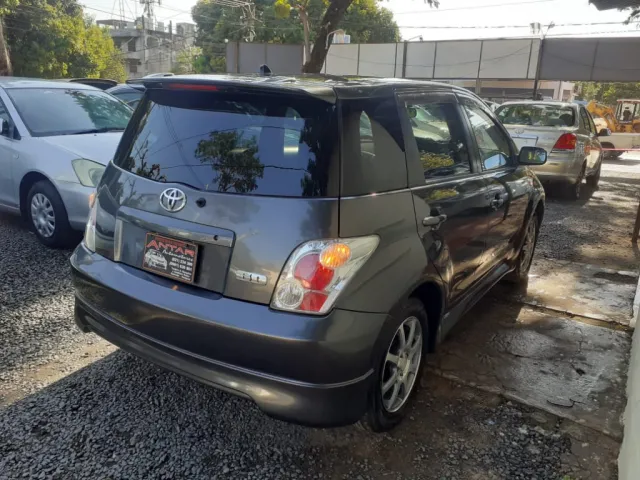 Toyota Ist 2004 — foto 7