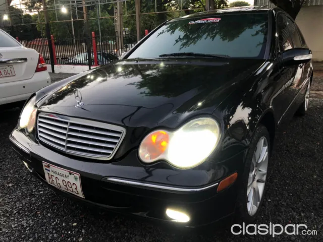 Mercedes-Benz Año 2002 - foto 2