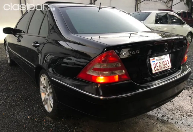 Mercedes-Benz Año 2002 — foto 5