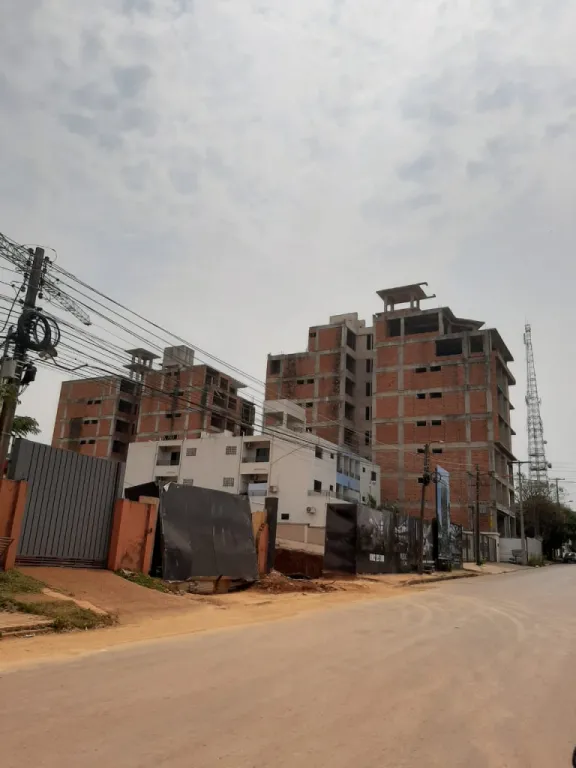 VENDO EDIFICIO A TERMINAR EN CIUDAD DEL ESTE COD 3500 — foto 2