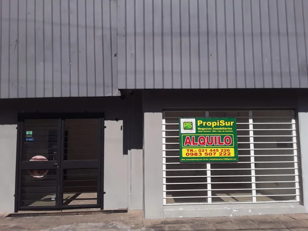 ALQUILO SALON COMERCIAL SOBRE BRASILIA — foto 2