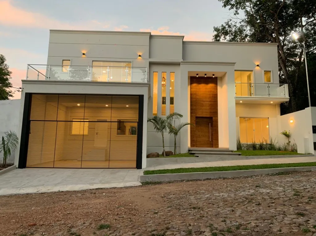 MODERNA CASA A ESTRENAR EN VENTA A PASOS DEL LAGO - SAN BERNARDINO — foto 2