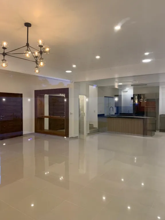 MODERNA CASA A ESTRENAR EN VENTA A PASOS DEL LAGO - SAN BERNARDINO — foto 3