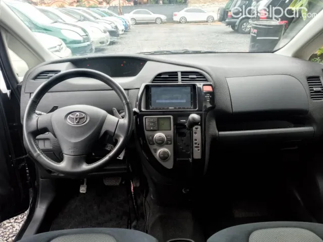 Toyota Ractis 2006 - foto 8