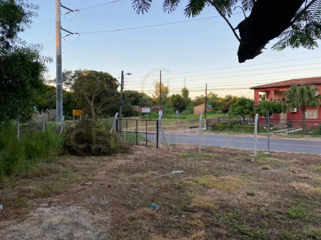 Terreno sobre Laguna Grande. — foto 3