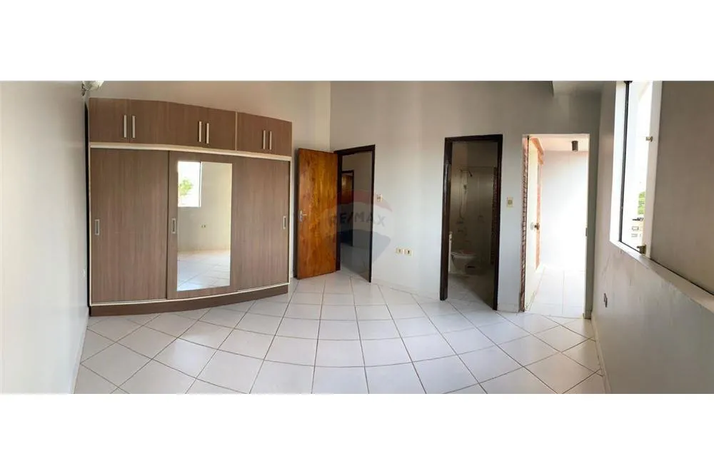 VENDO DUPLEX DE 3 DORMITORIOS ZONA CANAL 13 EN LAMBARE — foto 3